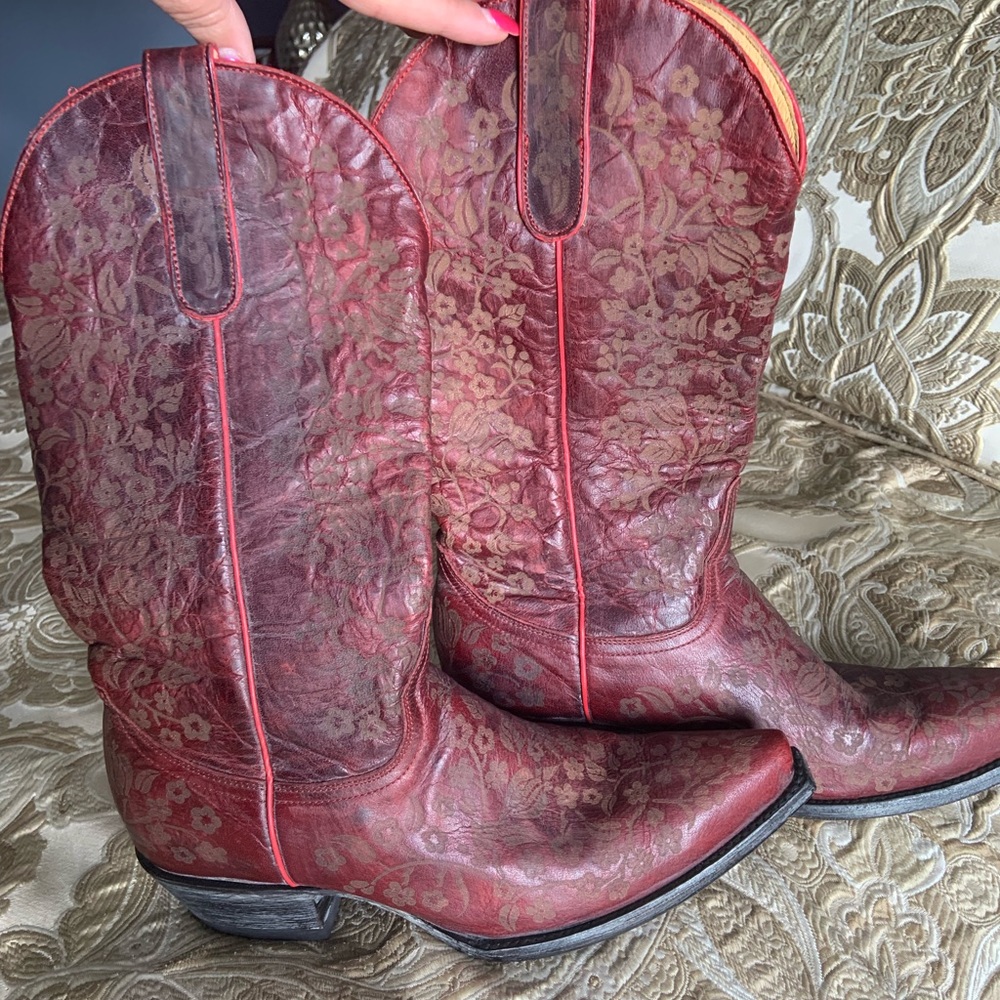 Old Gringo cowgirl boots great condition